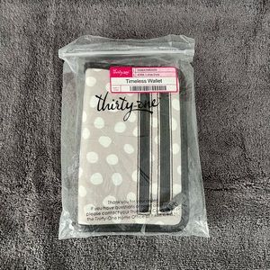Thirty-One Timeless Wallet NWT
